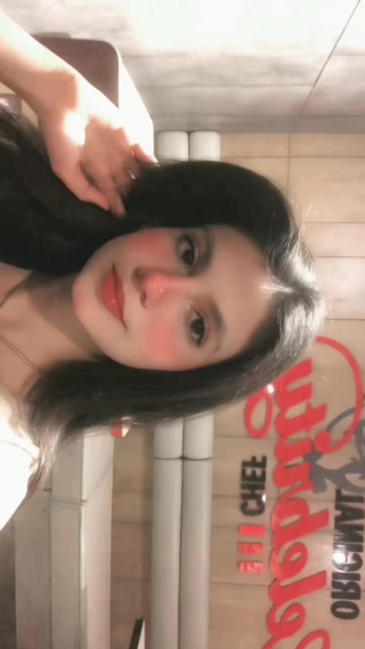 @✭
