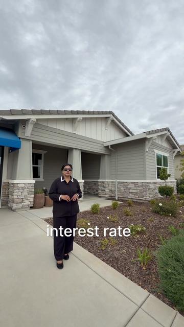 @Akta | Family Realtor®