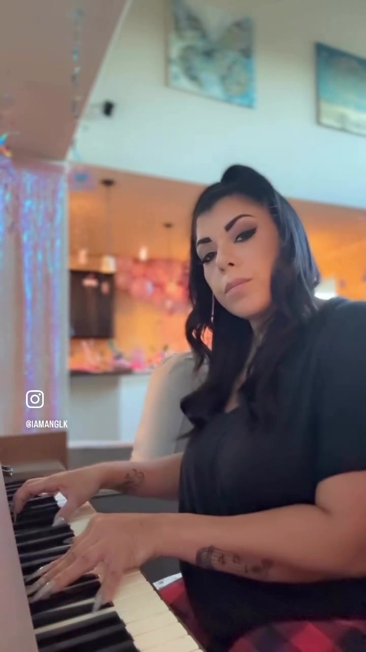 @iamanglk