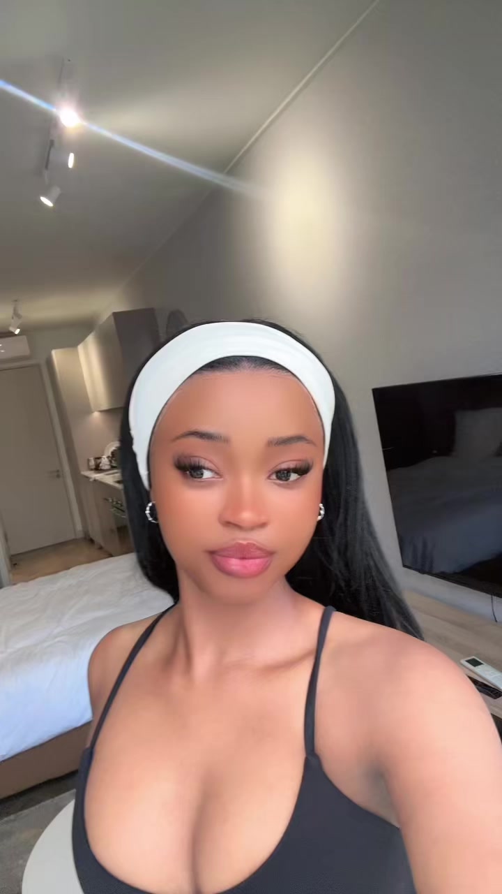 @Zinhle zee