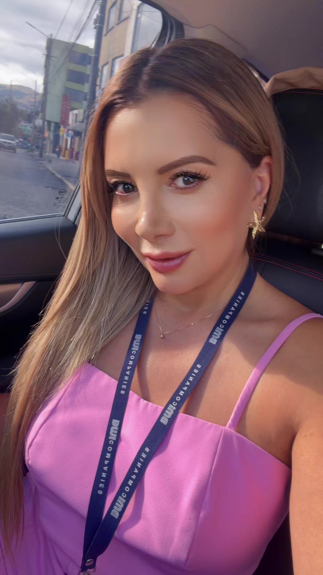 @Anna Karyna