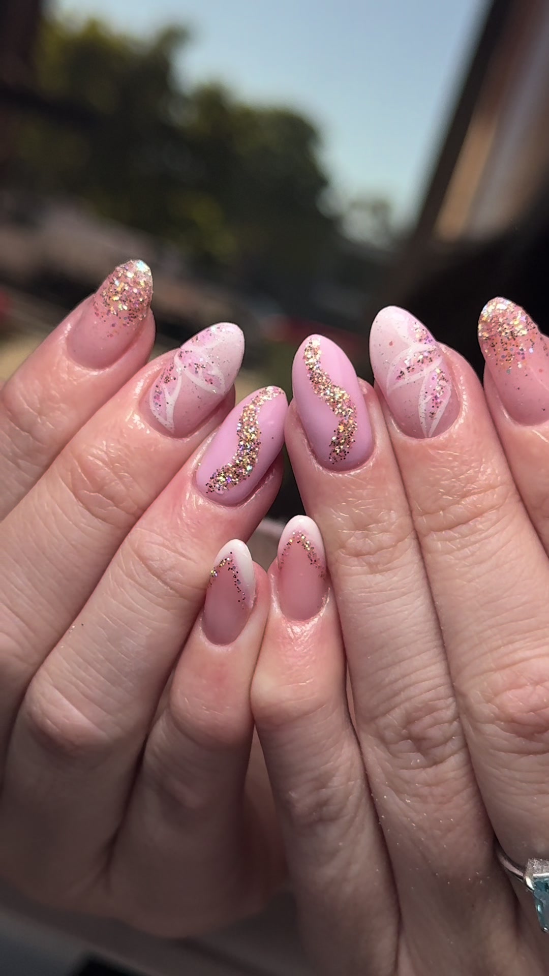 @TIPZYNAILZZ
