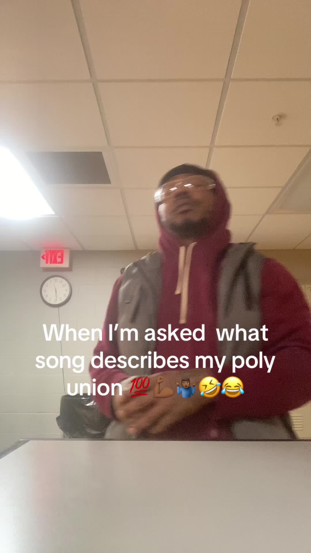 @Throuplelife32