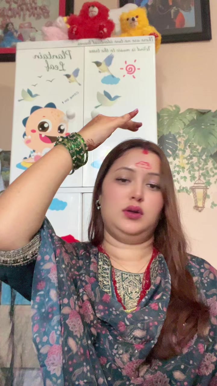 @Dipa lohani💫🦋