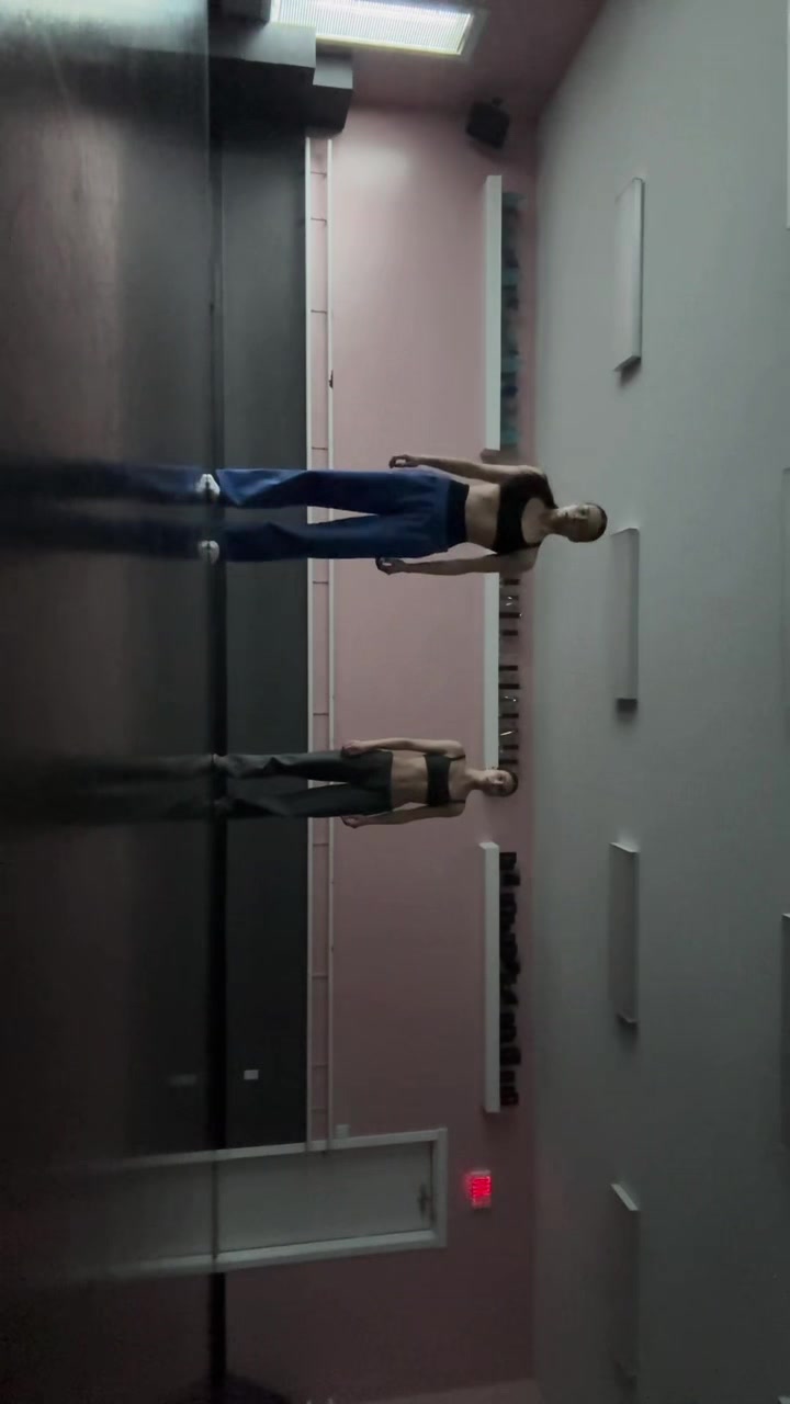 @Eva🩰