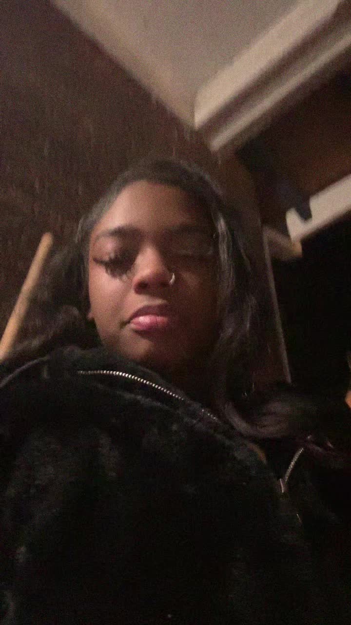 @sostunna