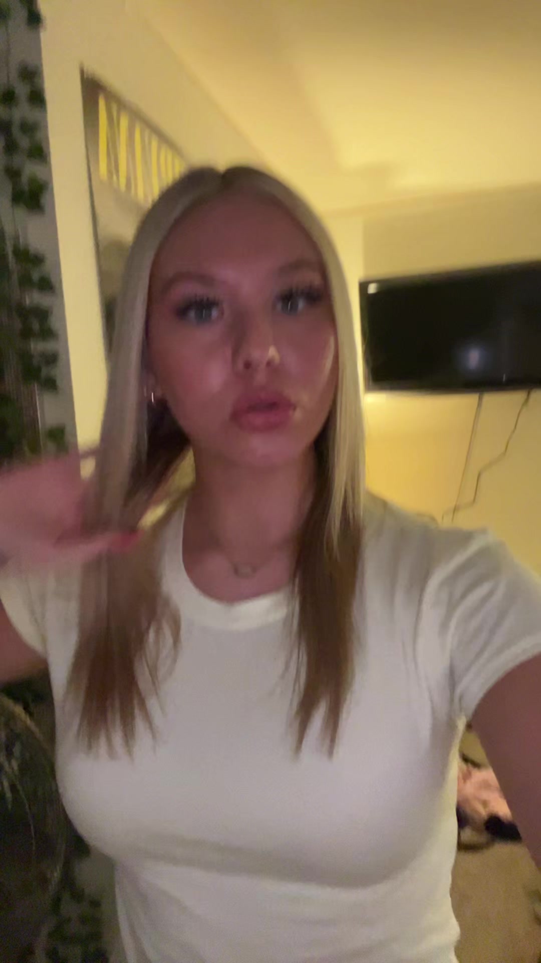 @ilovelucki189