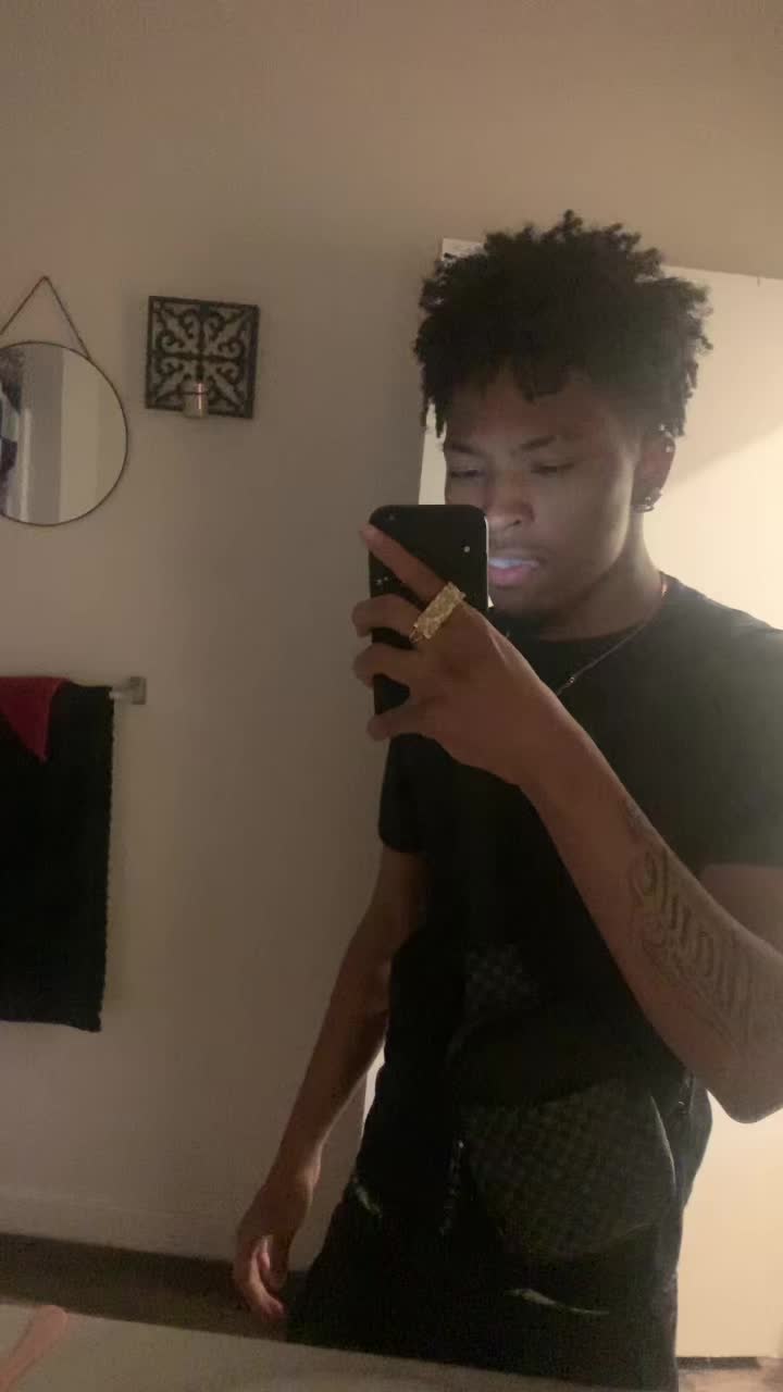 @.🦈🦈
