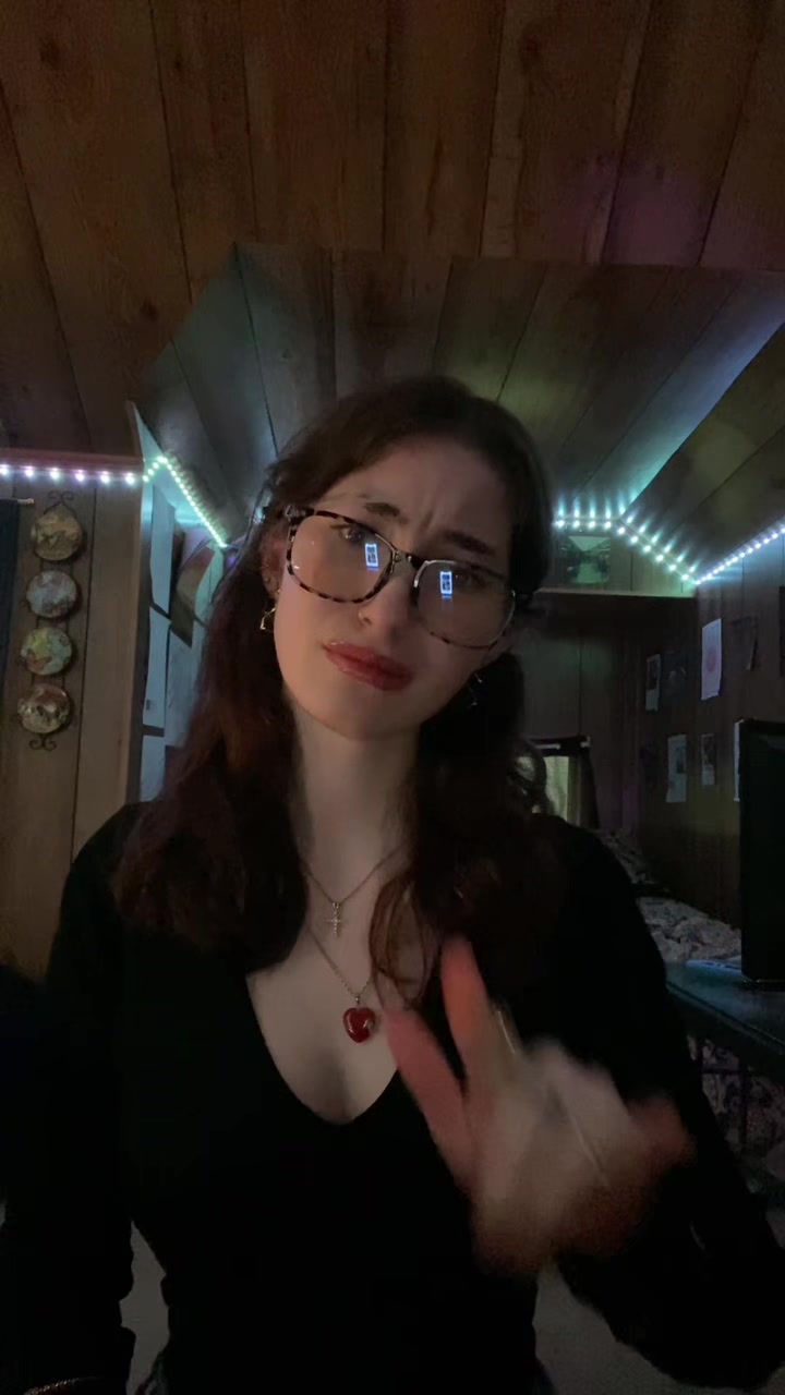 @𝒦𝒶𝓁𝑒𝒾𝑔𝒽 ℬ𝓇𝒶𝒹𝒻𝑜𝓇𝒹