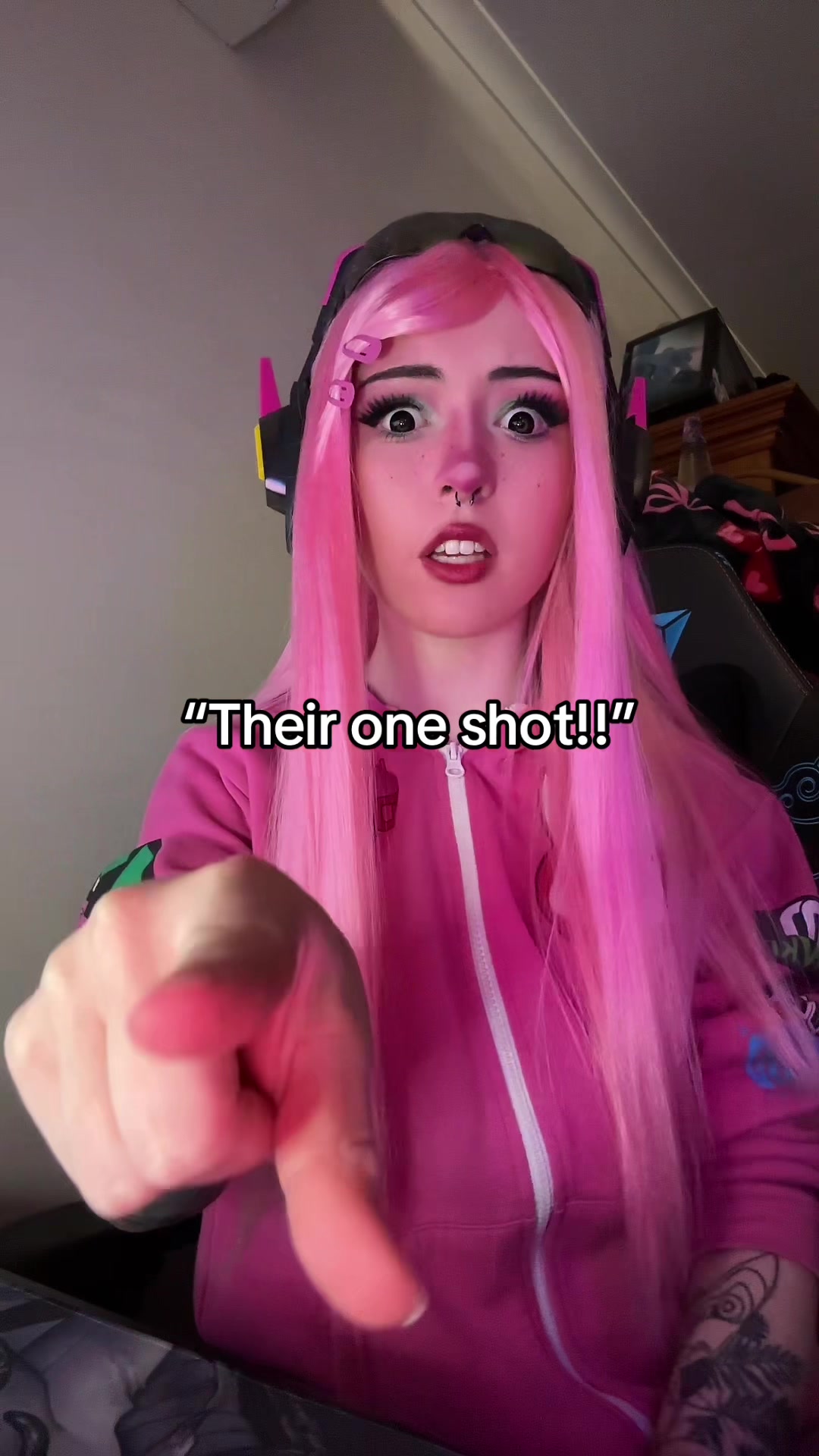 @Junaiii