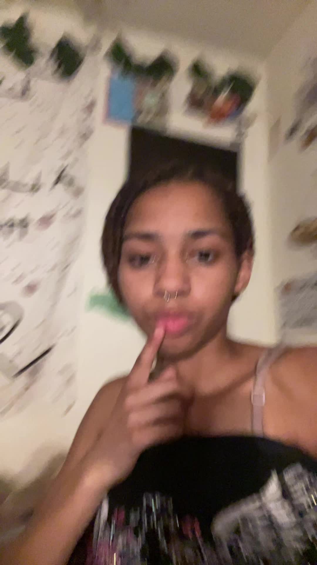 @Hello :3