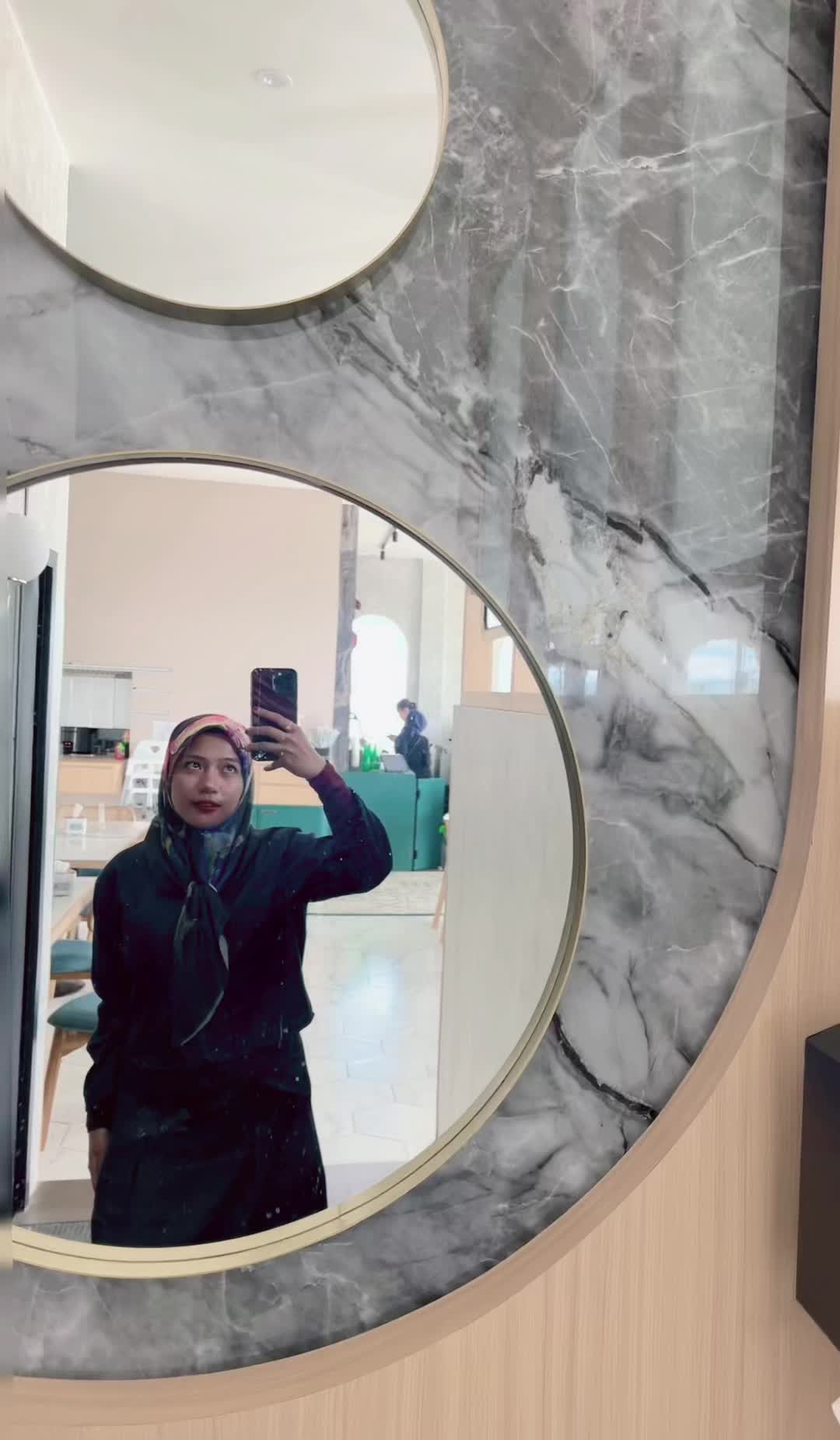 @Apriyan1
