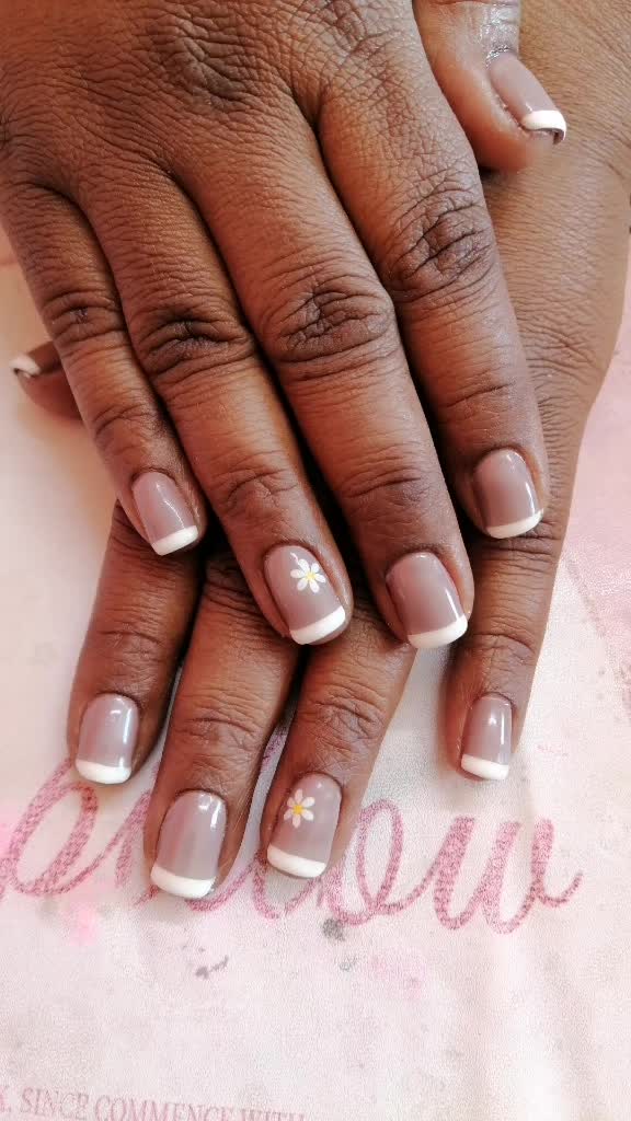 @UniqueBeautyStudio