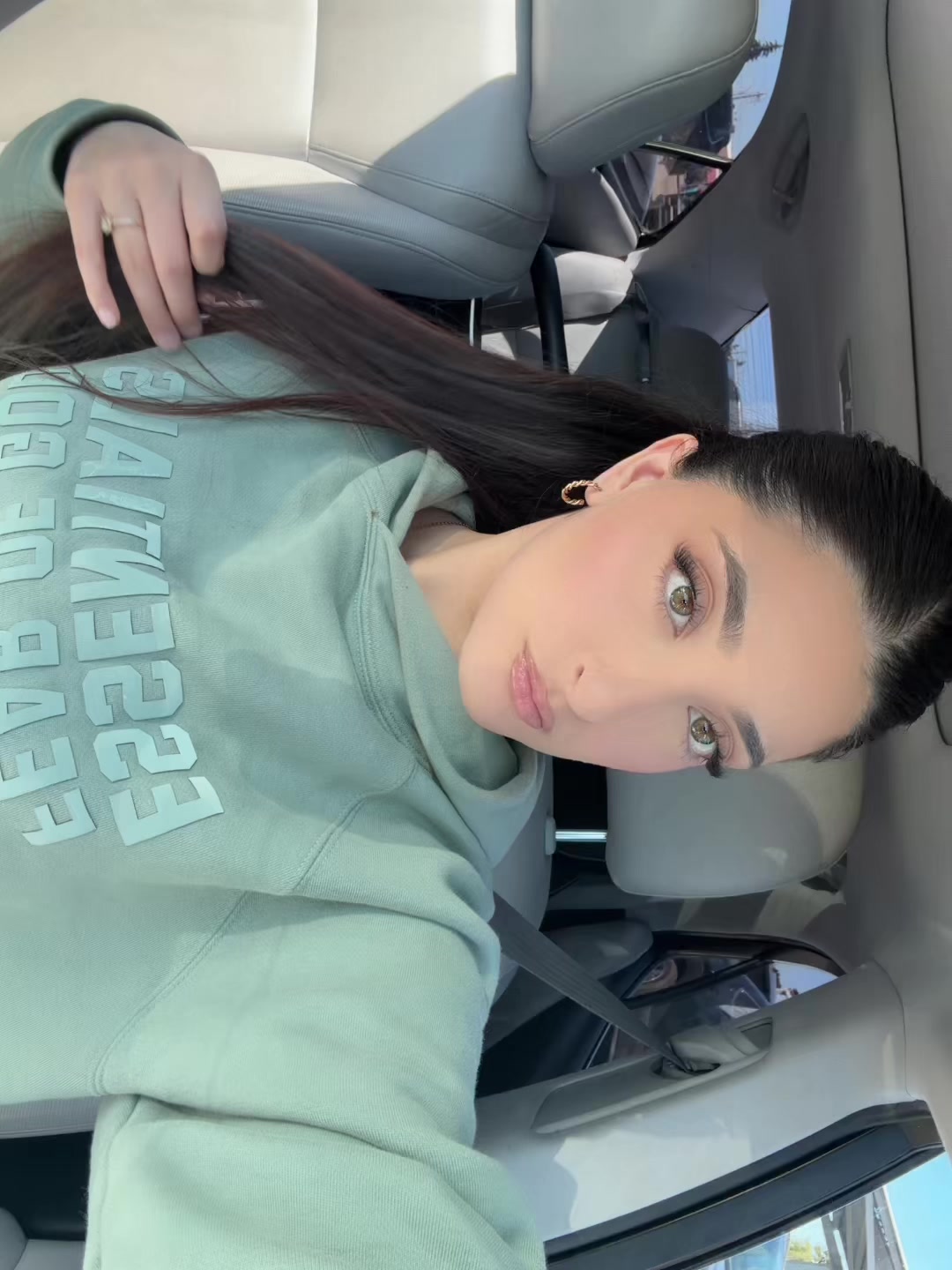 @𝐴𝑙𝑖𝑠ℎ𝑏𝑎 𝑇𝑎𝑟𝑖𝑞💜