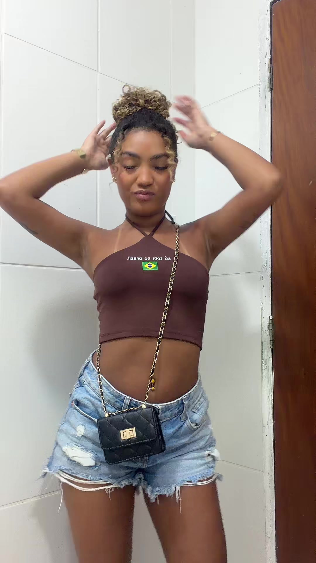 @AMANDAMORENA