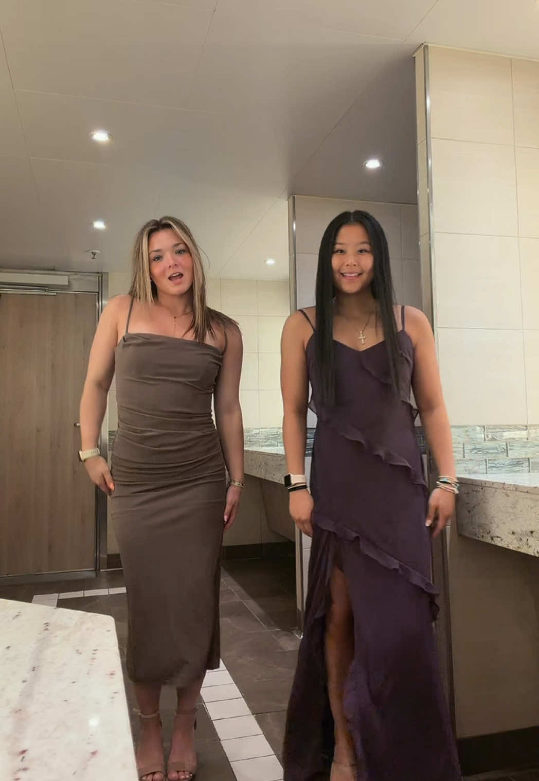 @bella