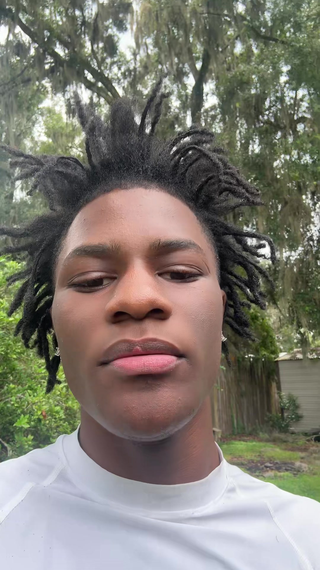 @quezyns