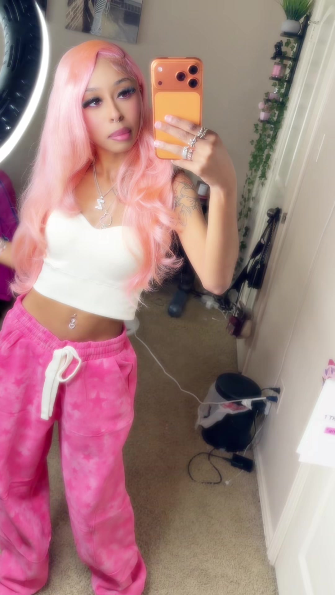 @niyahmfsanaye