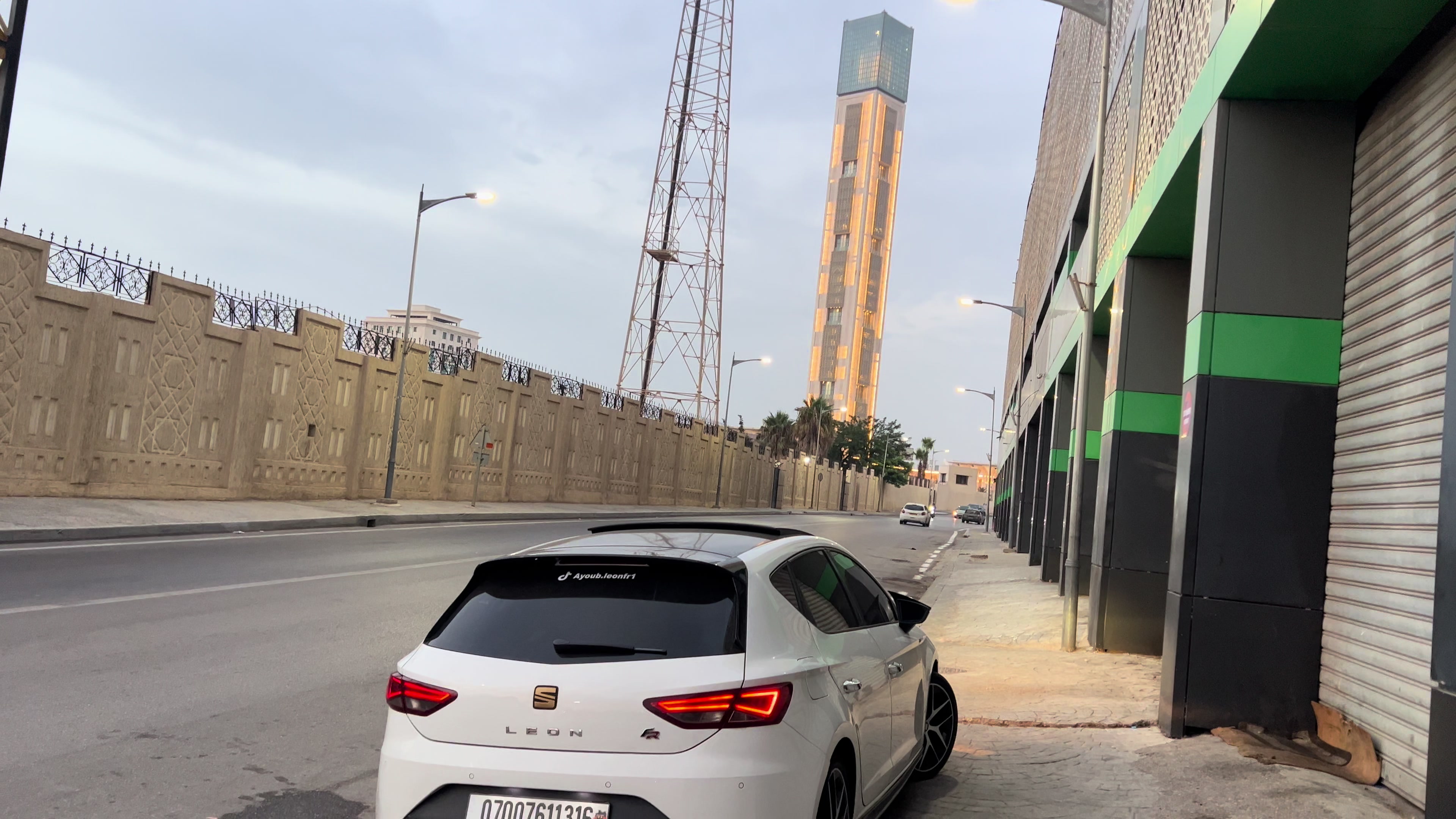 @ayoub.leonfr1
