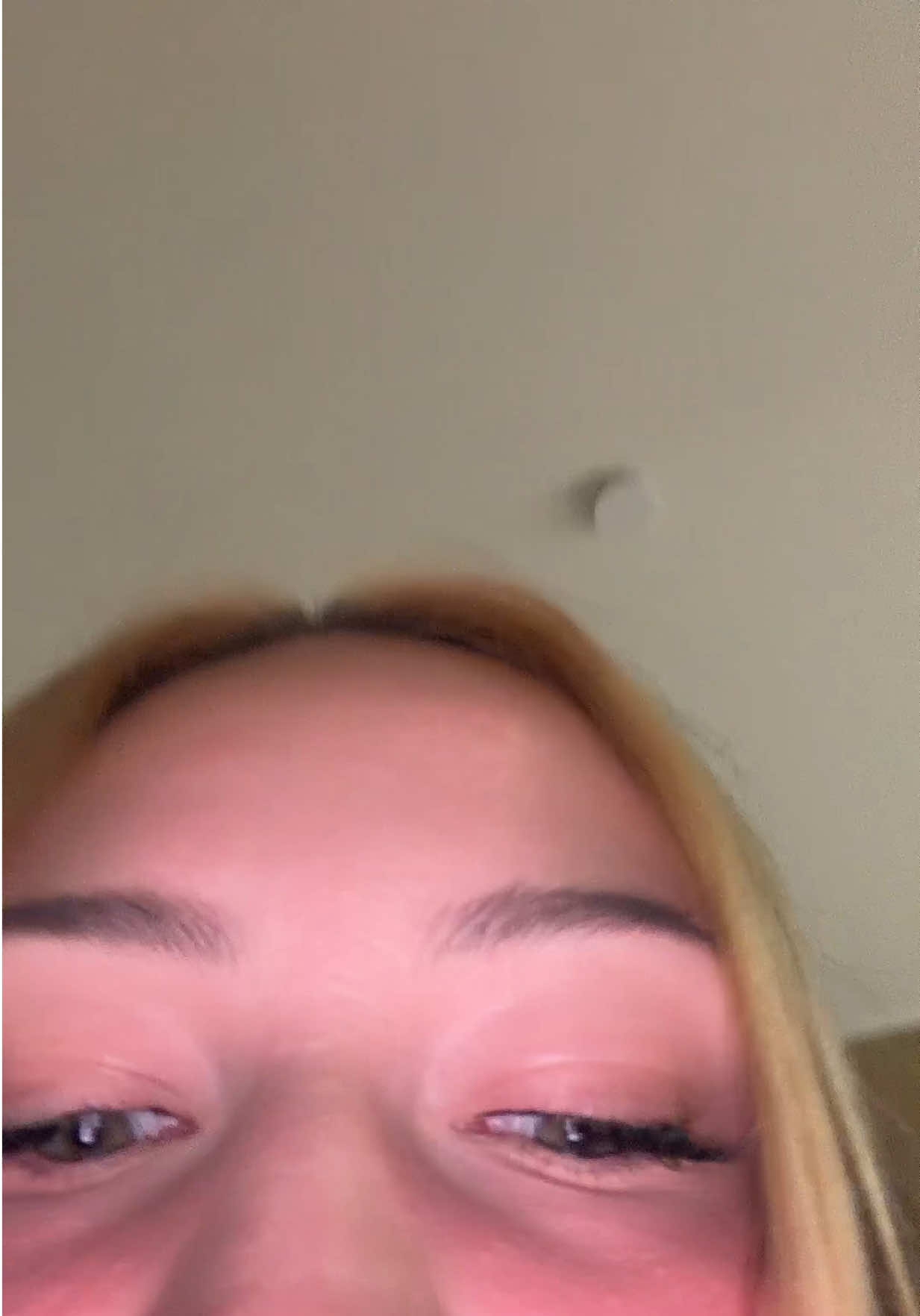 @Lora🤪