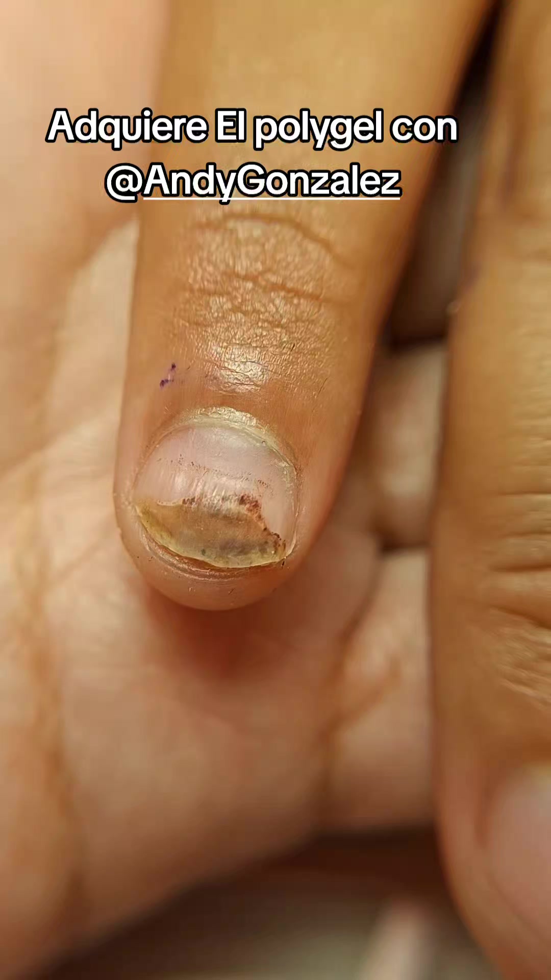 @KarenNailsMakeup