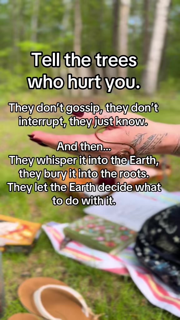 @Astria - Hecate&rsquo;s Priestess