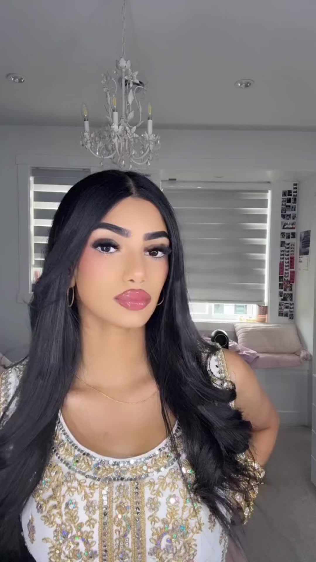 @𝒥