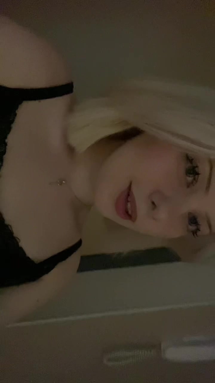 @викуля