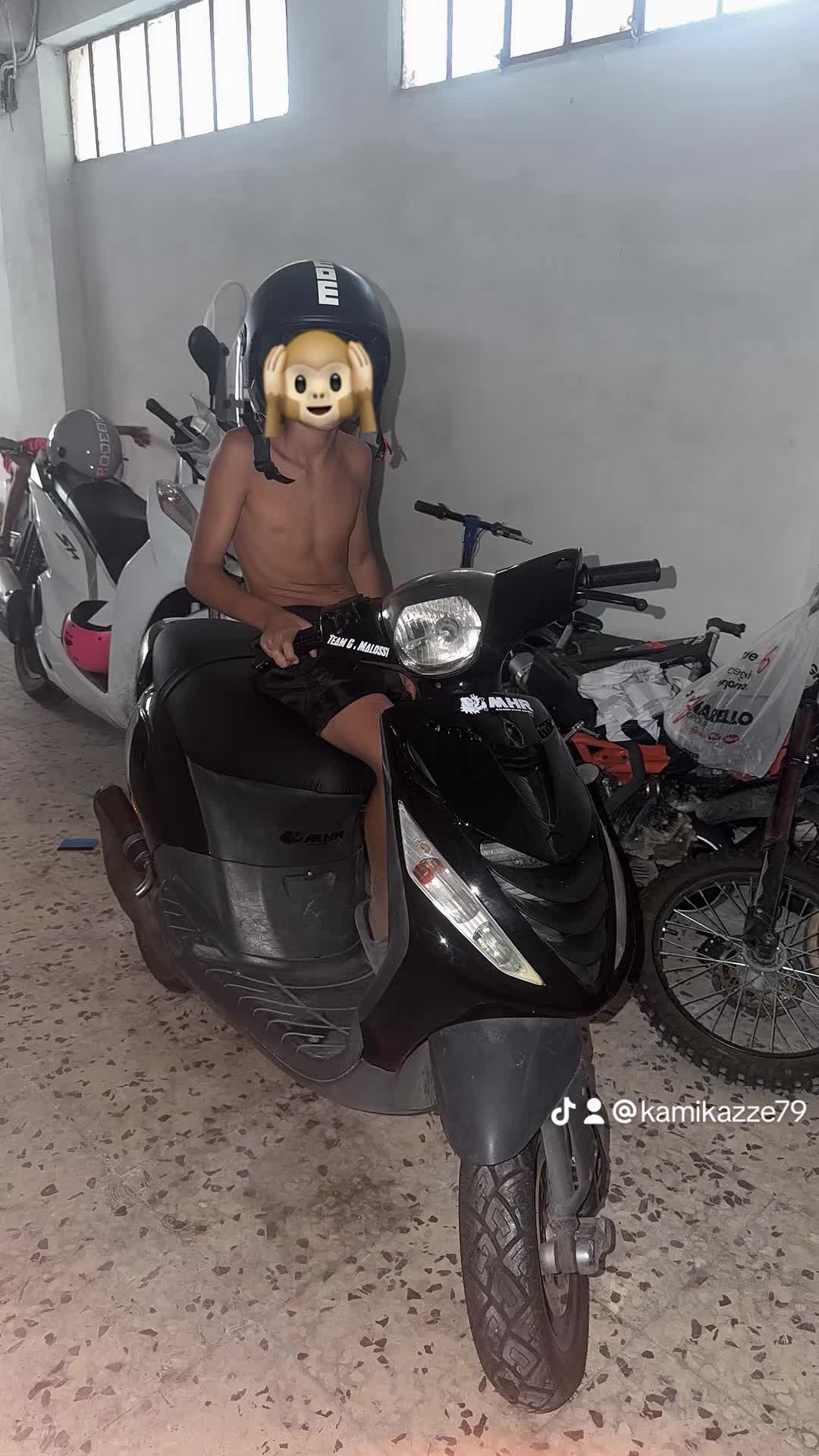 @Kamikazze__777