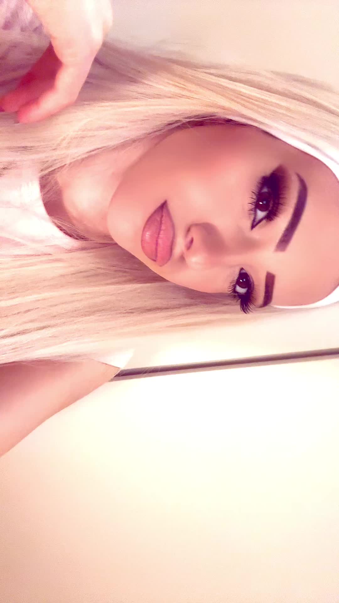 @little_marry_223