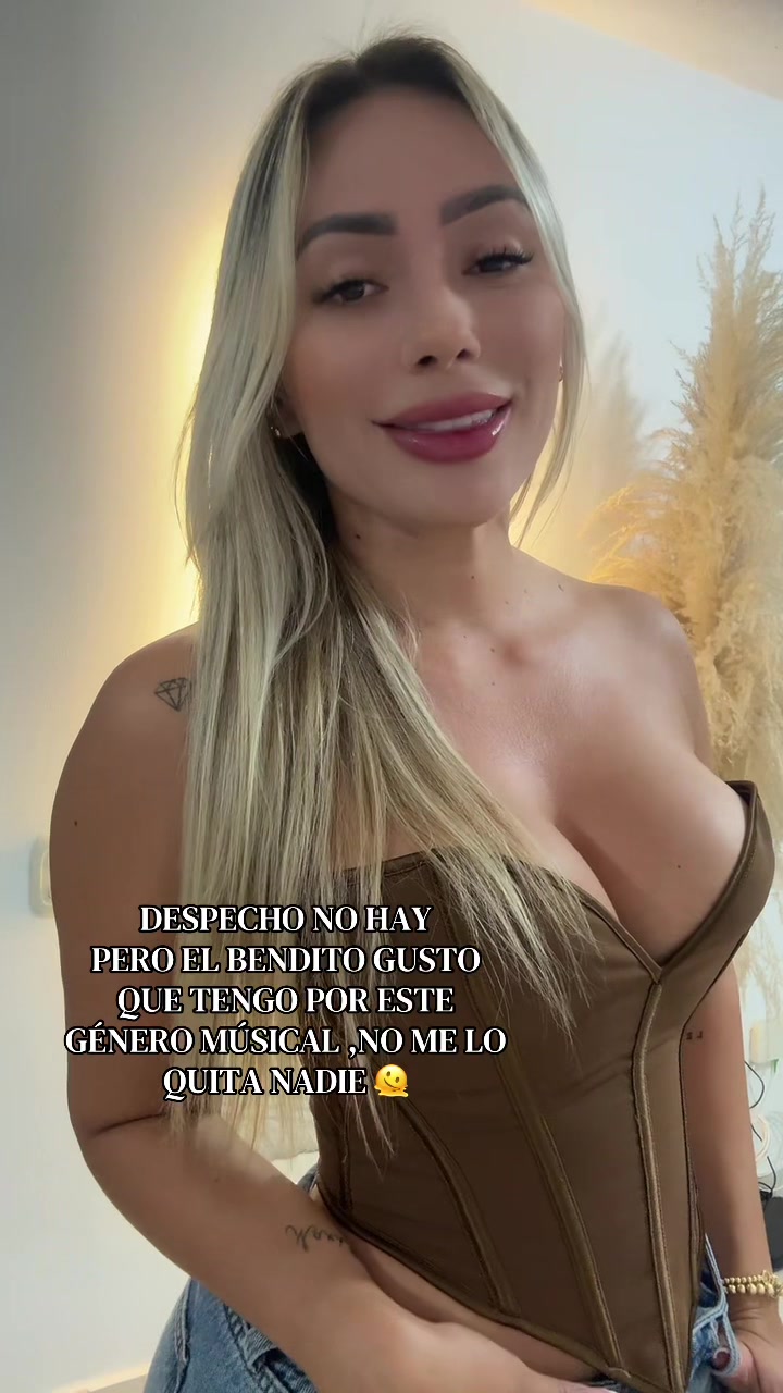 @Viviana Cruz💎