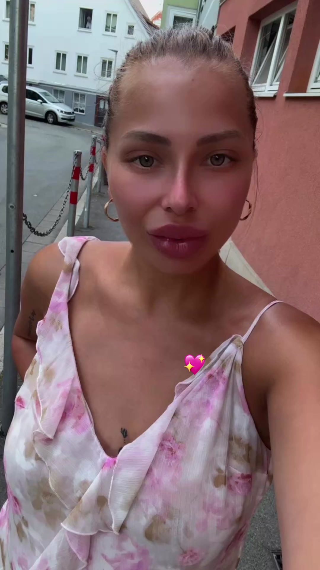 @YourFavF