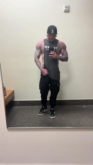 @Derrickforreal