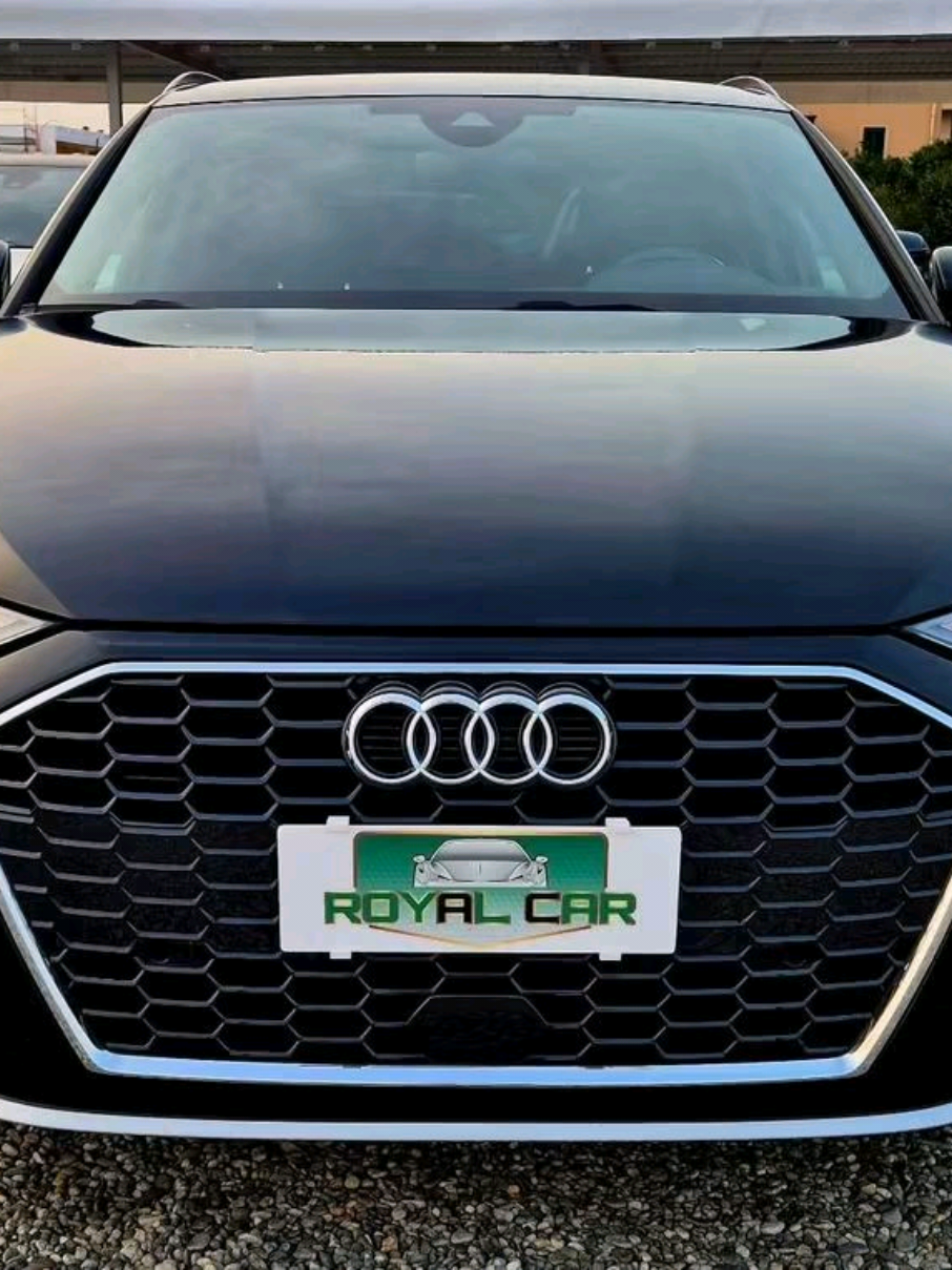 @RoyalCarRC