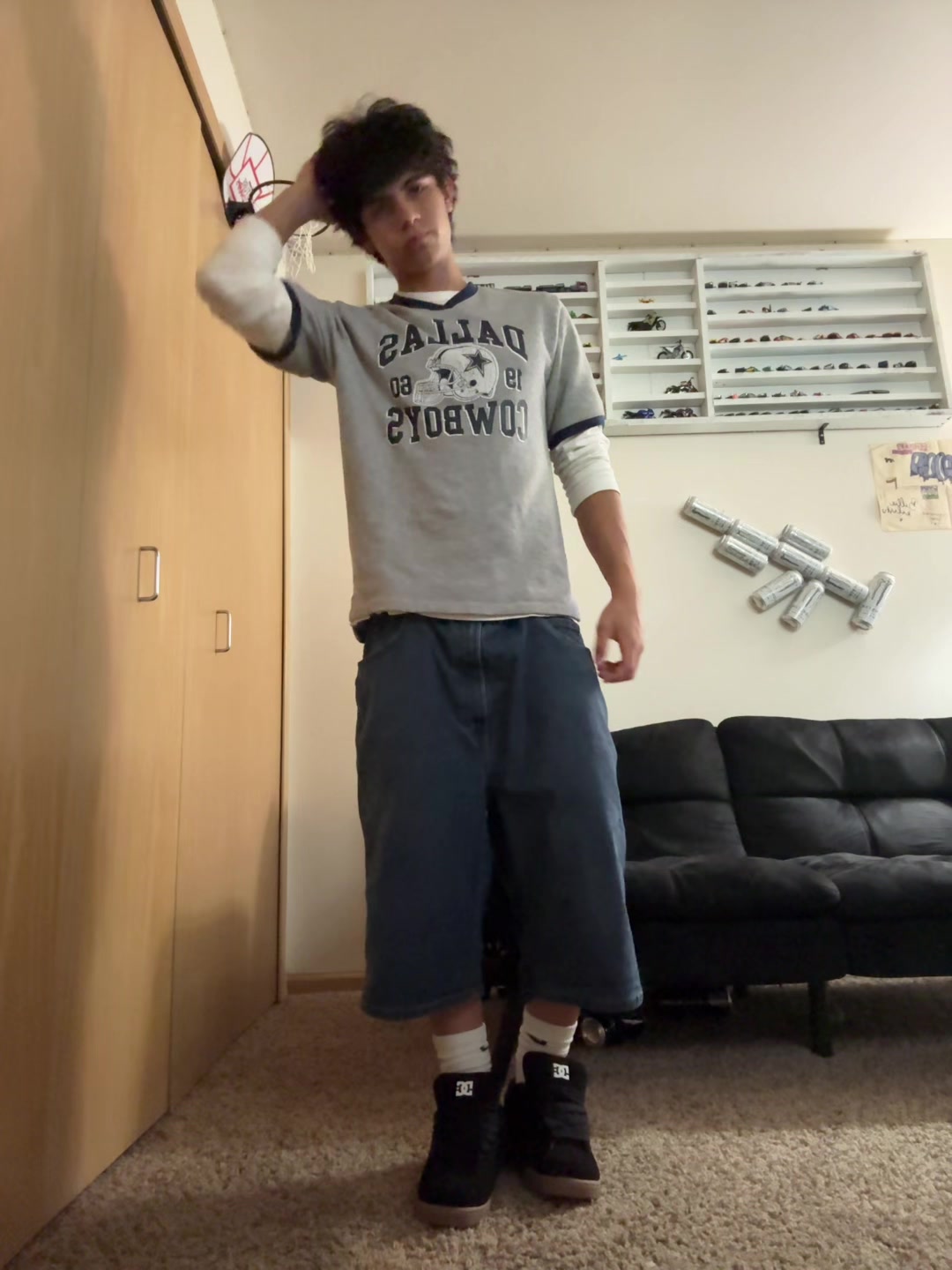 @K.