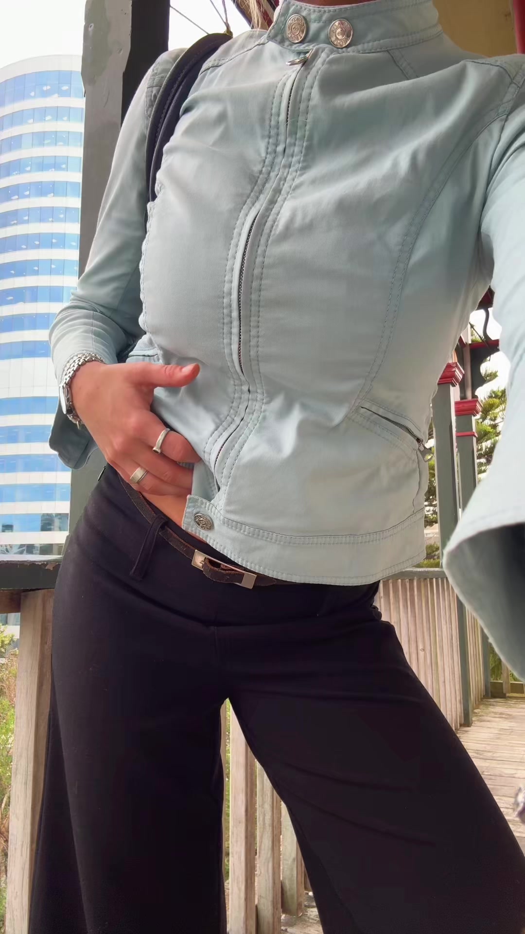 @avyhart