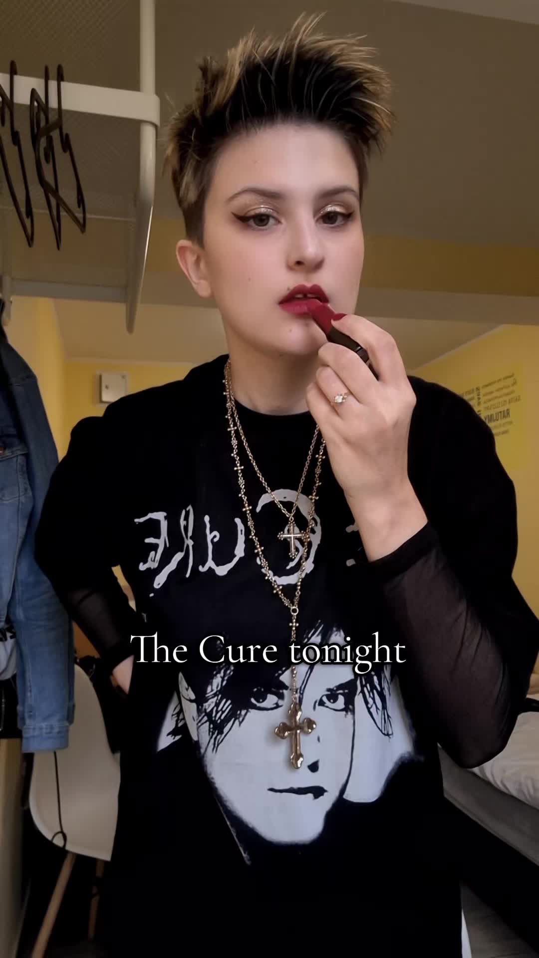 @mars cherry 🍒🐈⬛