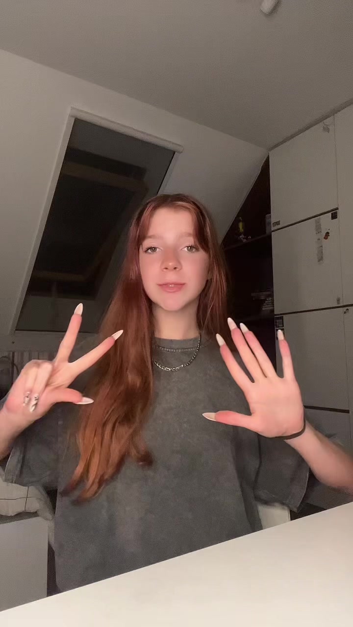 @klaudia