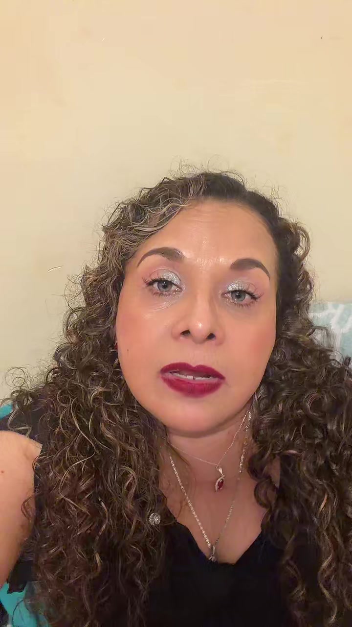 @Sofia Hernandez8072
