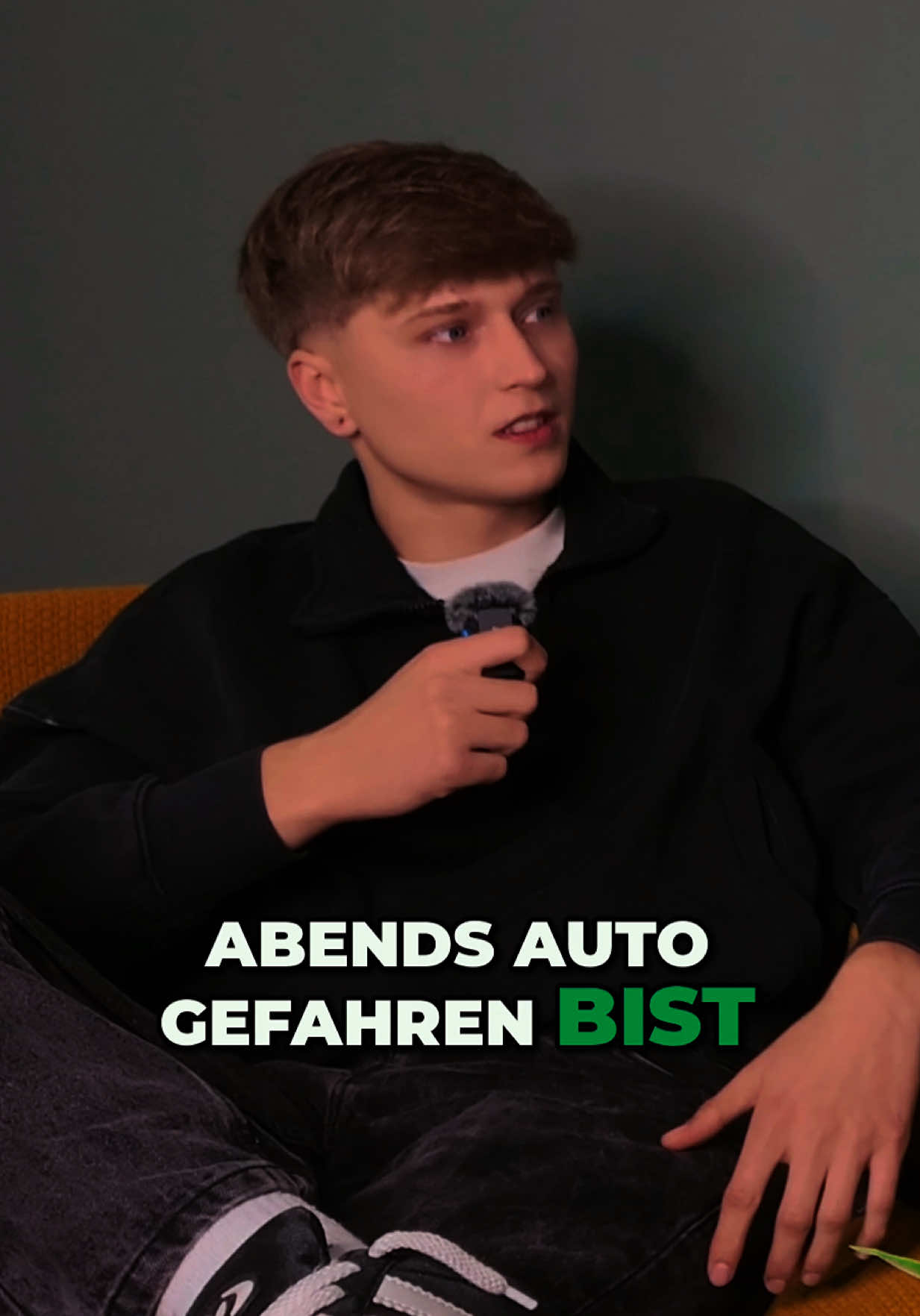 @HalbWissen Deluxe
