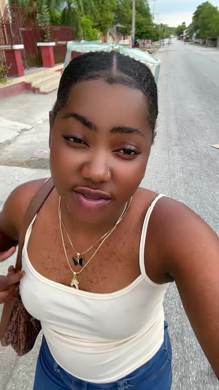 @Labellenana010