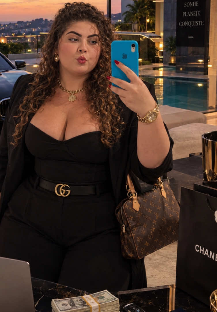 @Mirella Ferreira