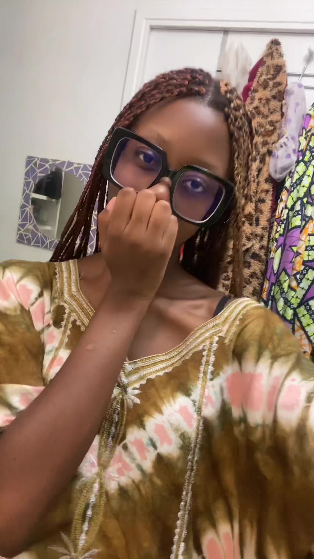 @Jvlie