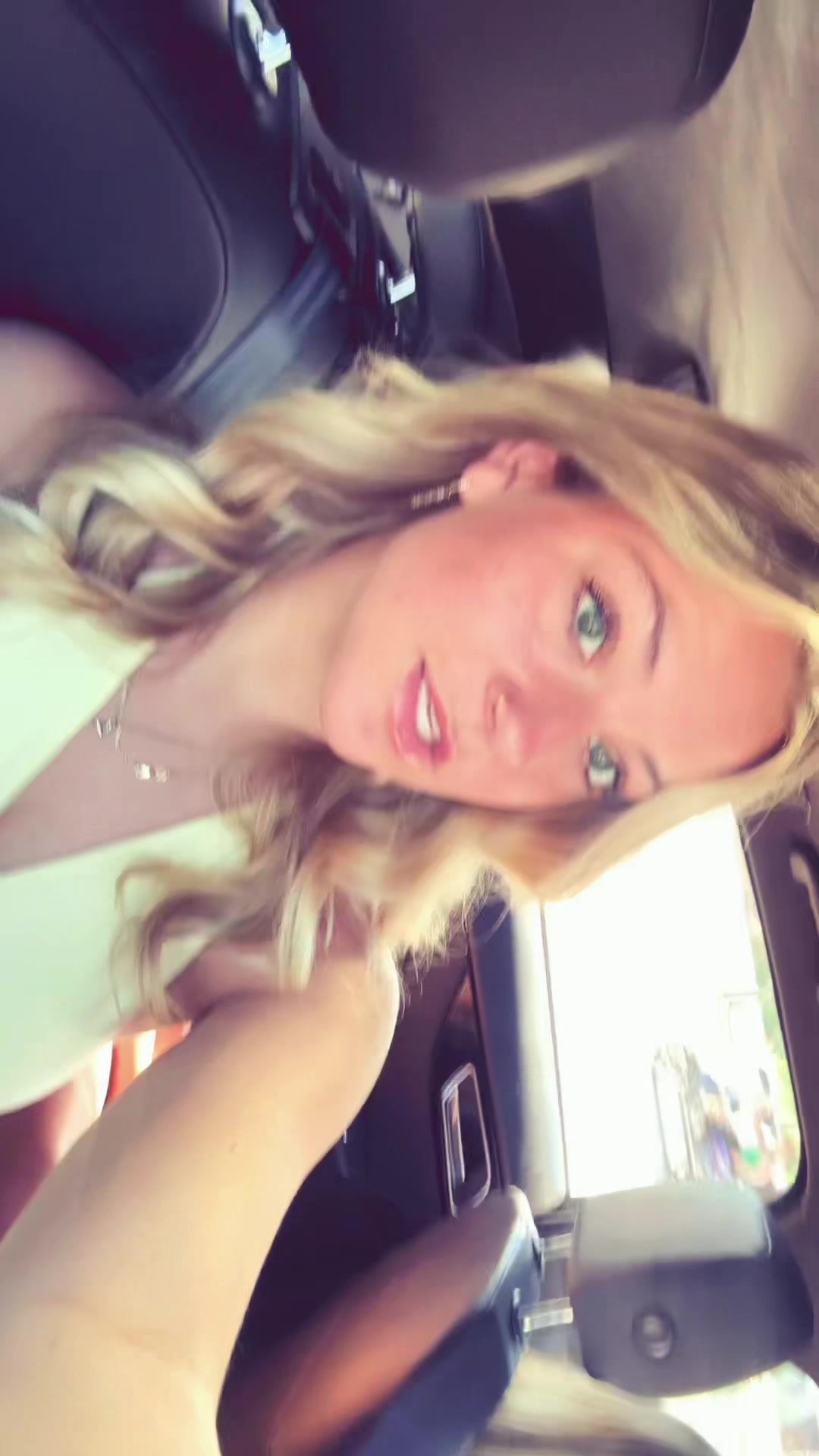 @aubri