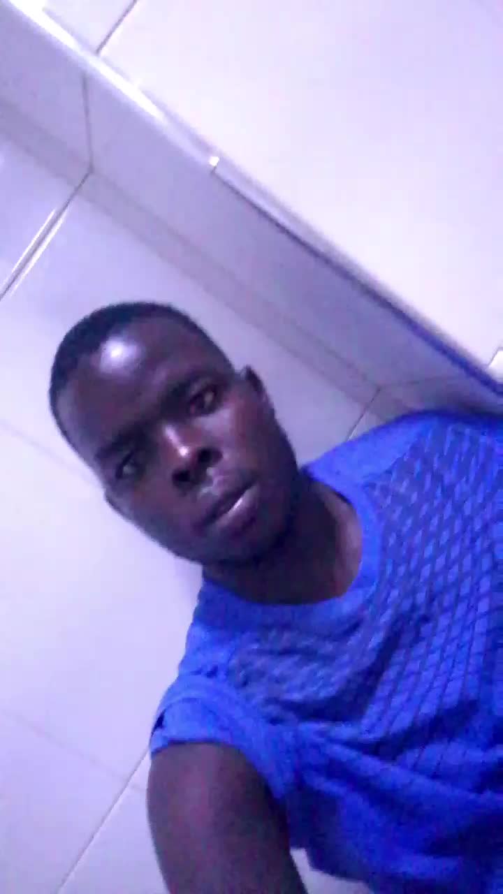 @Alex Onganya