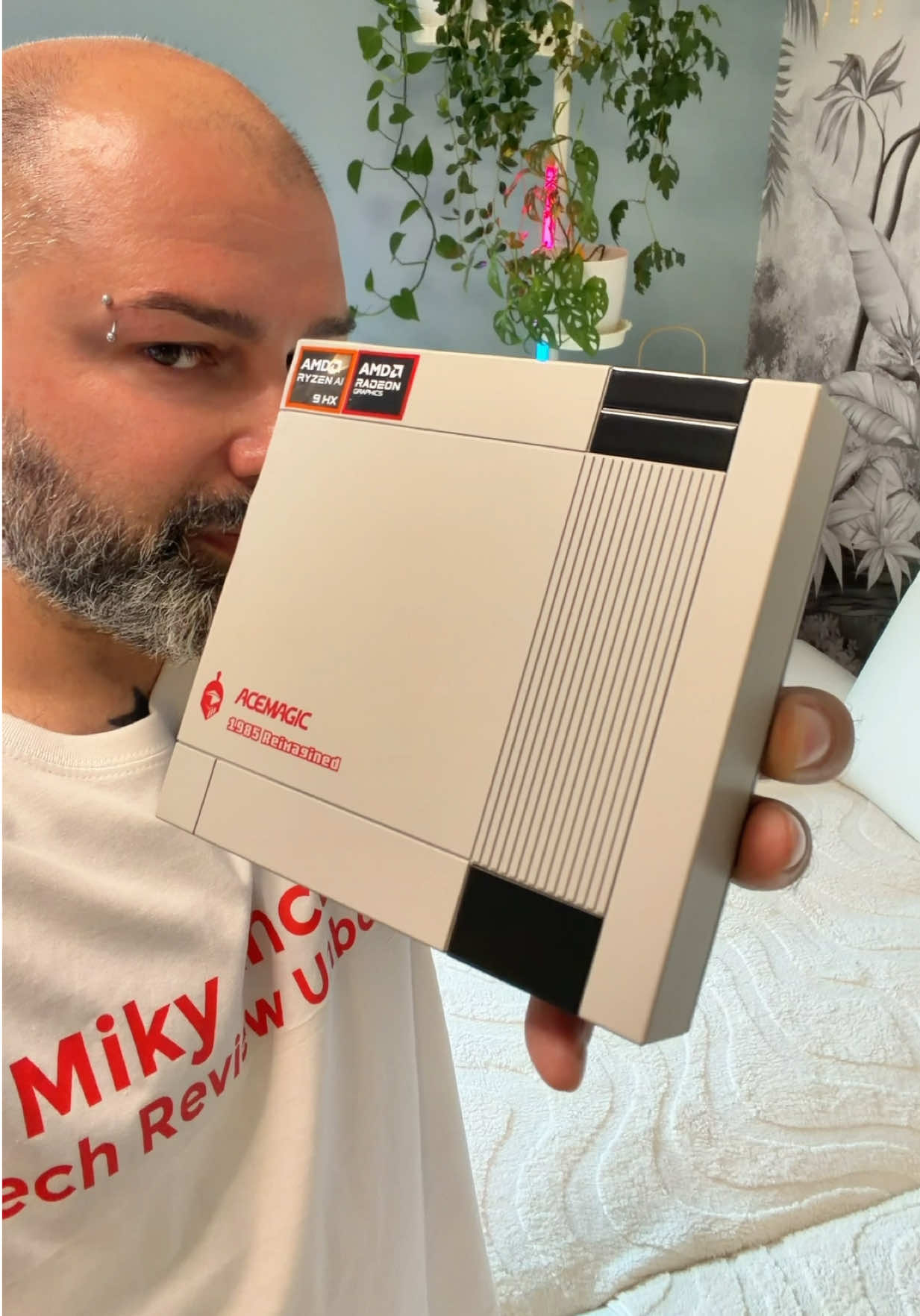 @Miky Ancona Tech YouTuber