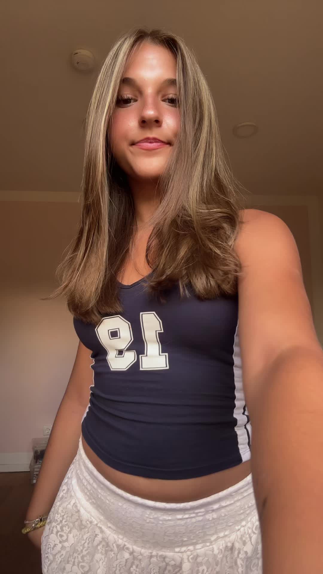@Miraaa