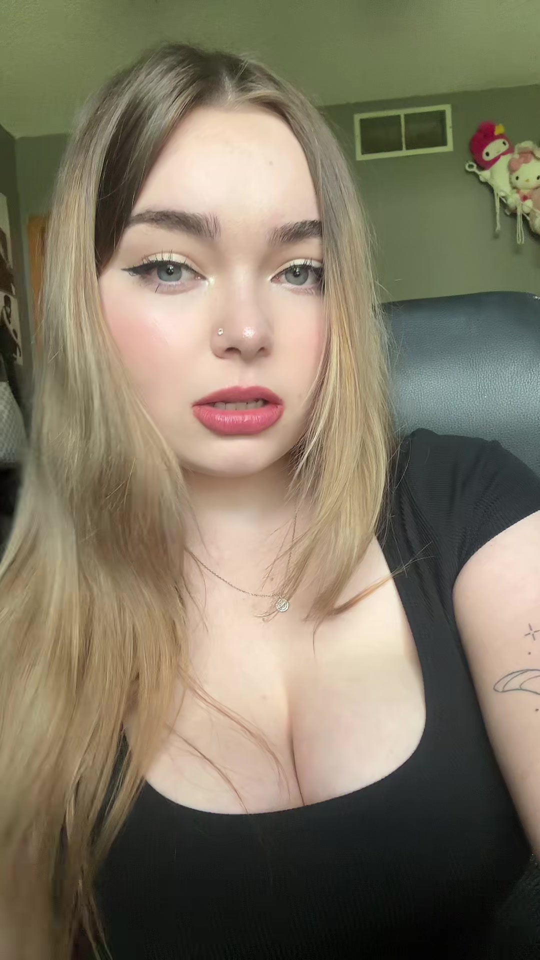 @kendall | IA Esthetician