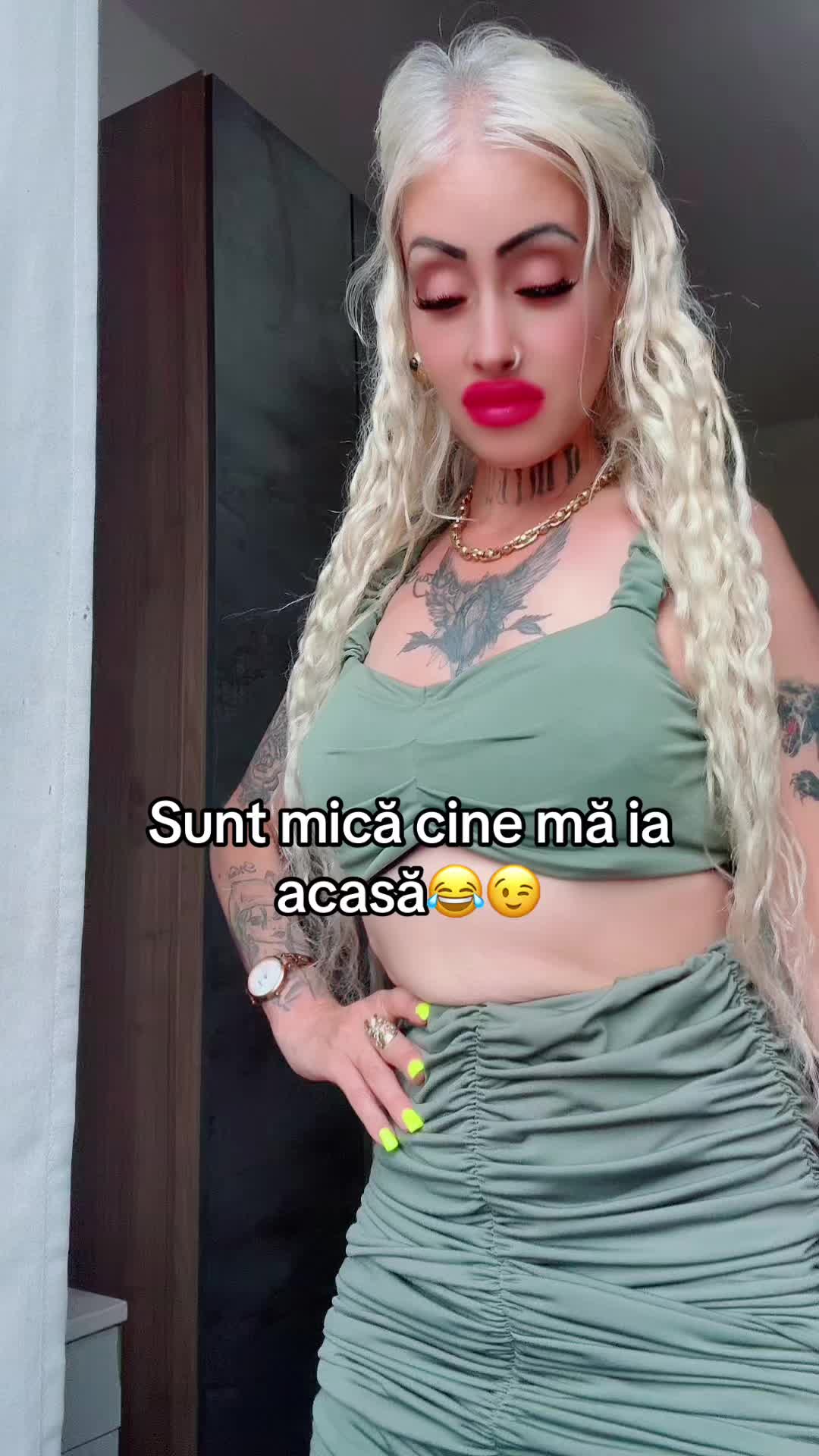 @Karina Nina Varga