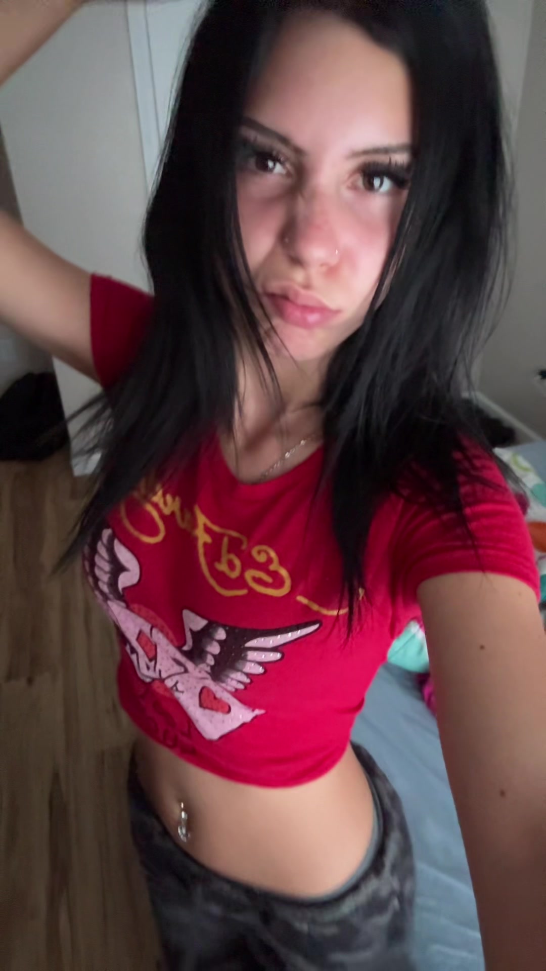 @qh0st1n